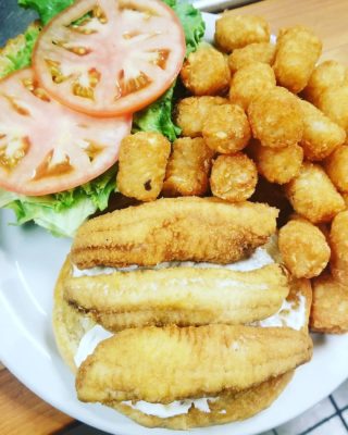 Perch sandwich with TOTS 💪🙏🍴 #food #foodphotography #foodporn #foodie #foodblog #forkyeah #foodart #foodstagram #dailyfoodfeed #devourpower #eat #fish #seafood #instafood #chef #cooking #culinary #restaurant #kitchen #fresh #fish #buzzfeast #dailyfoodfeed #grandrapidsfoodies #grandrapids #michiganfood