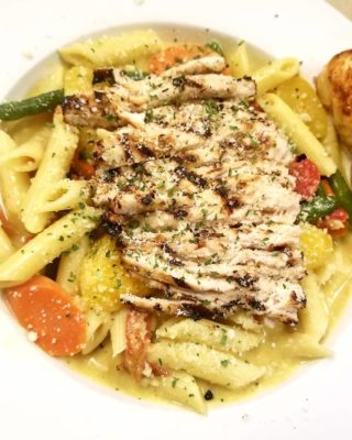 Coconut curry chicken pasta 🔥 #curry #coconut #pasta #penne #food #foodphotography #foodporn #foodie #foodblog #forkyeah #foodart #foodstagram #dailyfoodfeed #devourpower #eat #restaurant #kitchen #fresh #chef #culinary #cook #cooking #yum #dinner #eating #grandrapids #bonappetit #instachef